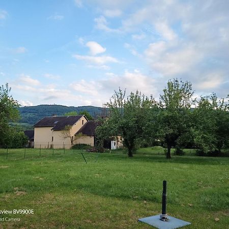 La Clematite D'Olt Apartment Saint-Come-d'Olt Bagian luar foto